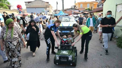 Kocaeli’de polis ekipleri, lösemi tedavisi gören 2 yaşındaki Halime Medine