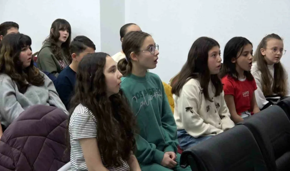 Bolu’da 47 ortaokul öğrencisi, müzik aleti ve dış ses kullanmadan