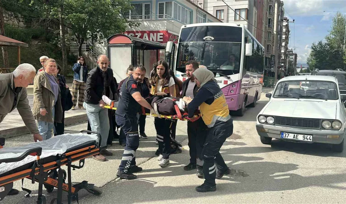 Kastamonu’da yolun karşısına geçmek isterken otomobilin çarptığı kadın yaralandı. Büyük
