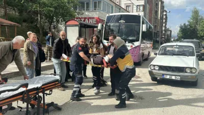 Kastamonu’da yolun karşısına geçmek isterken otomobilin çarptığı kadın yaralandı. Büyük