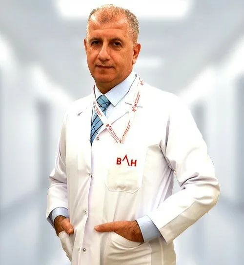 Enfeksiyon Hastalıkları Uzmanı ve Klinik Mikrobiyoloji Uzmanı Prof. Dr. Mehmet