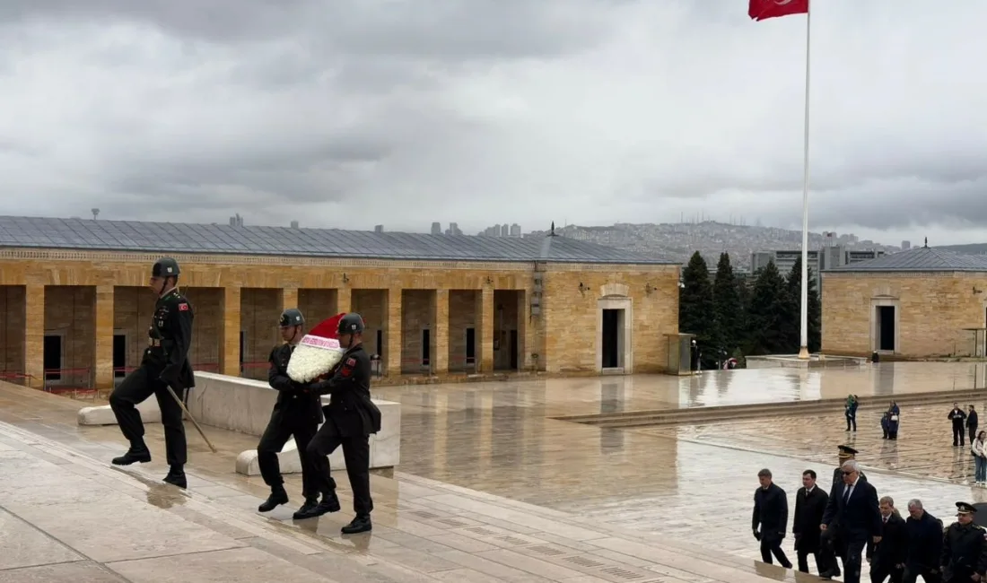Rusya Federasyonu’nun Ankara Büyükelçisi Sergey Vershinin, Anıtkabir’i ziyaret etti. Cumhurbaşkanı