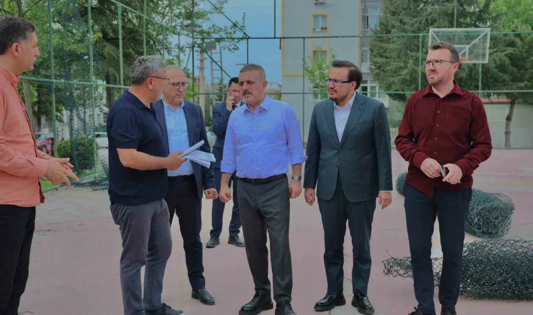 Sincan Belediyesi, ilçede bulunan 393 parkta kapsamlı bir yenileme seferberliği