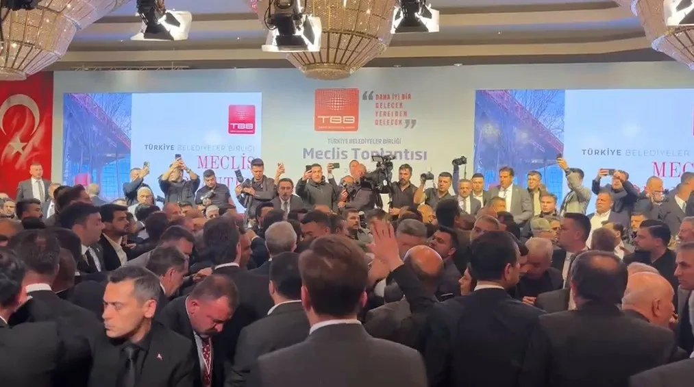 Türkiye Belediyeler Birliği (TBB) seçimleri öncesinde eski İstanbul Büyükşehir Belediye