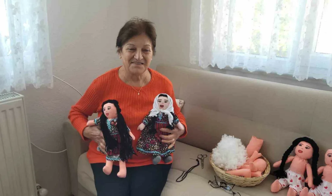 Kastamonu’nun İnebolu ilçesinde yaşayan Şükran Sünnetçi, 14 yıldır yaptığı bez