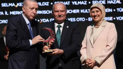 Ankara Ticaret Odası’na (ATO) Türk Kızılay tarafından ‘Yılın Kamu Kurumu