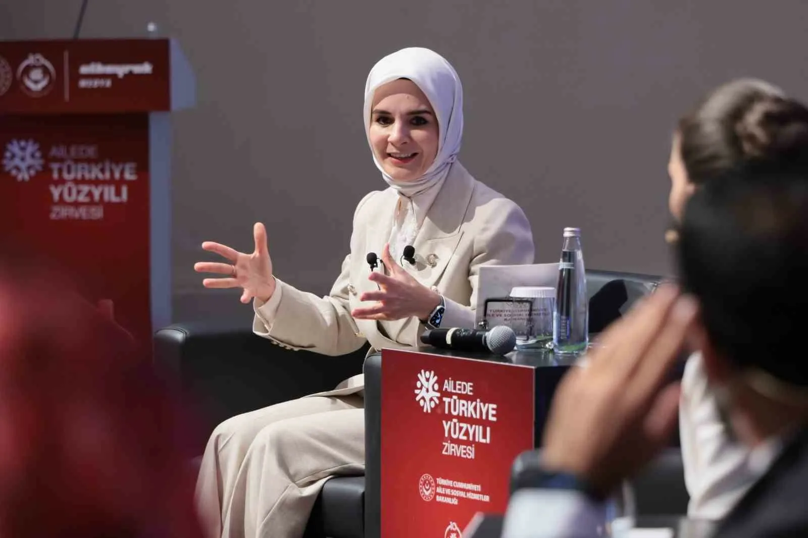 Aile ve Sosyal Hizmetler Bakanı Mahinur Özdemir Göktaş, oyun platformu