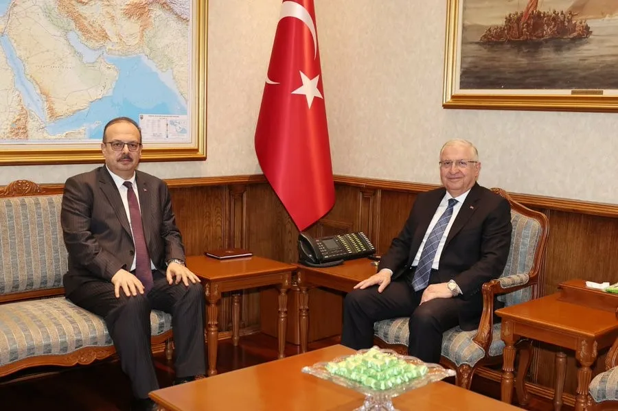 Milli Savunma Bakanı Yaşar Güler, Ankara Valisi Yakup Canbolat’ı kabul