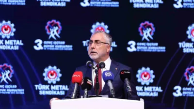 Çalışma ve Sosyal Güvenlik Bakanı Vedat Işıkhan, “Teknolojinin karanlık yanına,