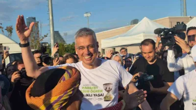 Sağlık Bakanı Kemal Memişoğlu, “Geçen sene 10 milyonun üstünde insana