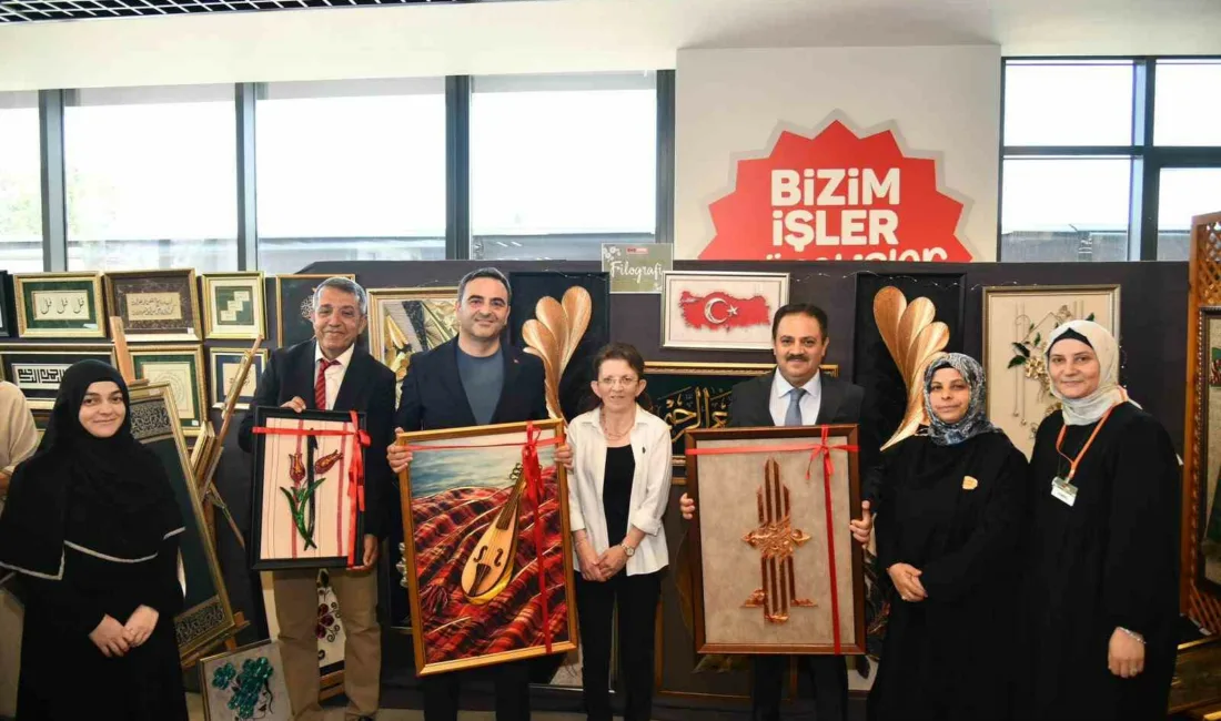 Başiskele Meslek Edindirme ve Hobi Kursları’nın (BAŞ-MEK) yıl sonu sergisinde,