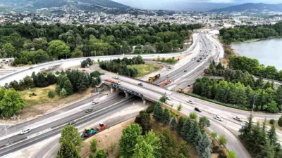Kocaeli’de D-130 Karayolu’ndaki trafik yoğunluğunu azaltmak amacıyla hayata geçirilen Başiskele