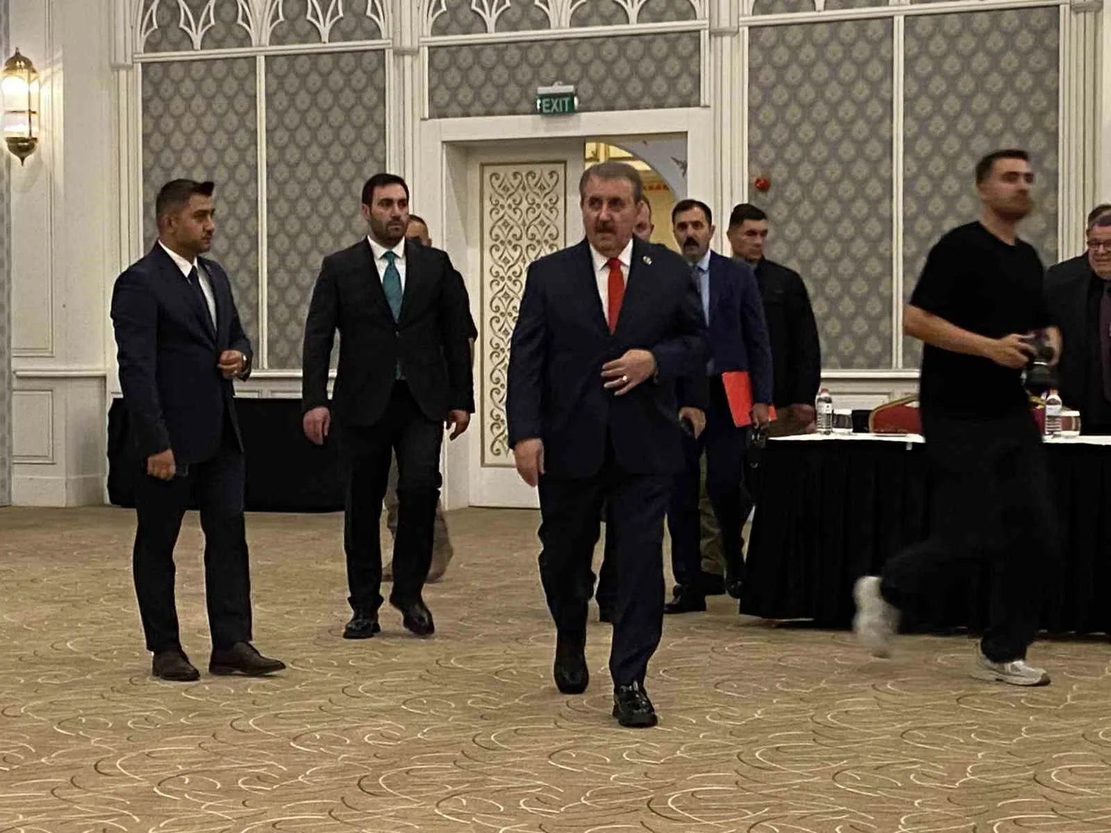 Büyük Birlik Partisi (BBP) Genel Başkanı Mustafa Destici, Muhsin Yazıcıoğlu’nun