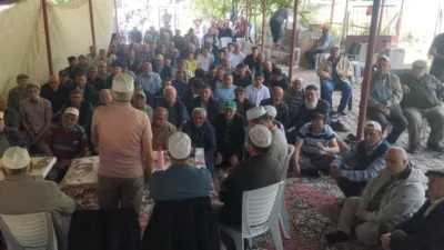 Ankara’nın Beypazarı ilçesinde yağan yağmurlar sebebiyle şükür duası düzenlendi. Ankara’nın
