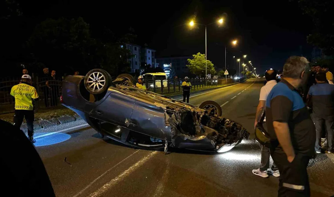 Bolu’da D-100 kara yolunda kontrolden çıkarak orta refüje çarpan otomobil