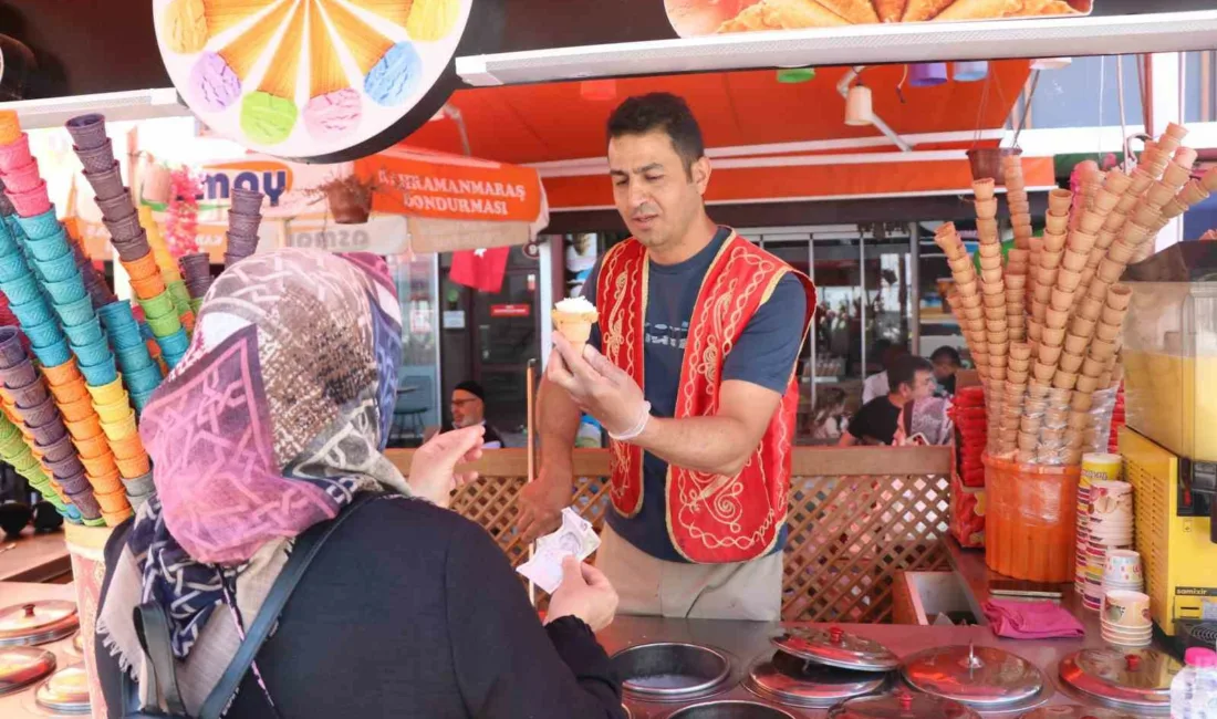 Bolu’da hava sıcaklıklarının aniden yükselmesiyle sıcak havadan bunalan vatandaşlar, dondurmacılara
