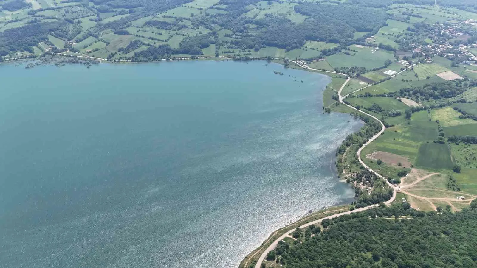 Bolu’nun içme ve kullanma suyu ihtiyacını karşılayan Gölköy Baraj Göleti’nde,