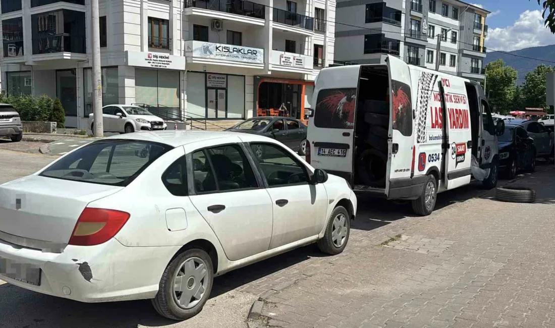 Bolu’da bir marketin otoparkında yapılan yeni giriş-çıkış düzenlemesi, eski alışkanlıklarından