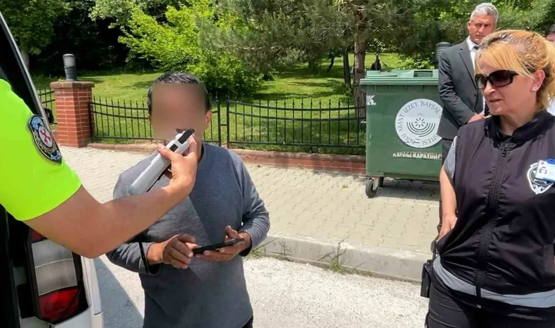Bolu’da yokuşta kalkış yapmak isteyen sürücü kontrolünü kaybedince arkasındaki otomobile