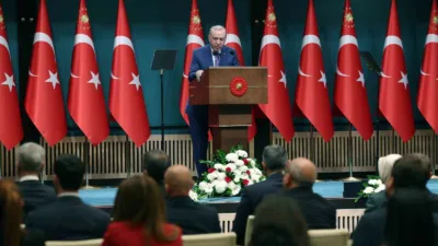 Cumhurbaşkanı Recep Tayyip Erdoğan, “Ana muhalefet partisi içindeki tartışmaların hiçbiri