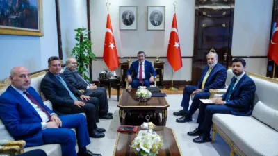 Cumhurbaşkanı Yardımcısı Cevdet Yılmaz, Lübnan Başbakan Yardımcısı Tarık Mitri ile