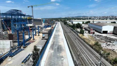 Darıca Emek Mahallesi’nde Kroman Çelik ile Marmaray tren hattı arasında