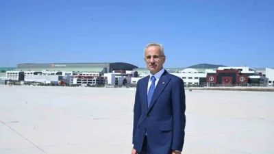 Ulaştırma ve Altyapı Bakanı Abdulkadir Uraloğlu, DHMİ’nin Avrupa Birliği destekli