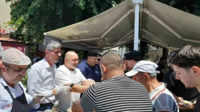 DÜZCE(İHA) – Düzce’de Aşure Günü dolayısıyla düzenlenen programda AK Parti