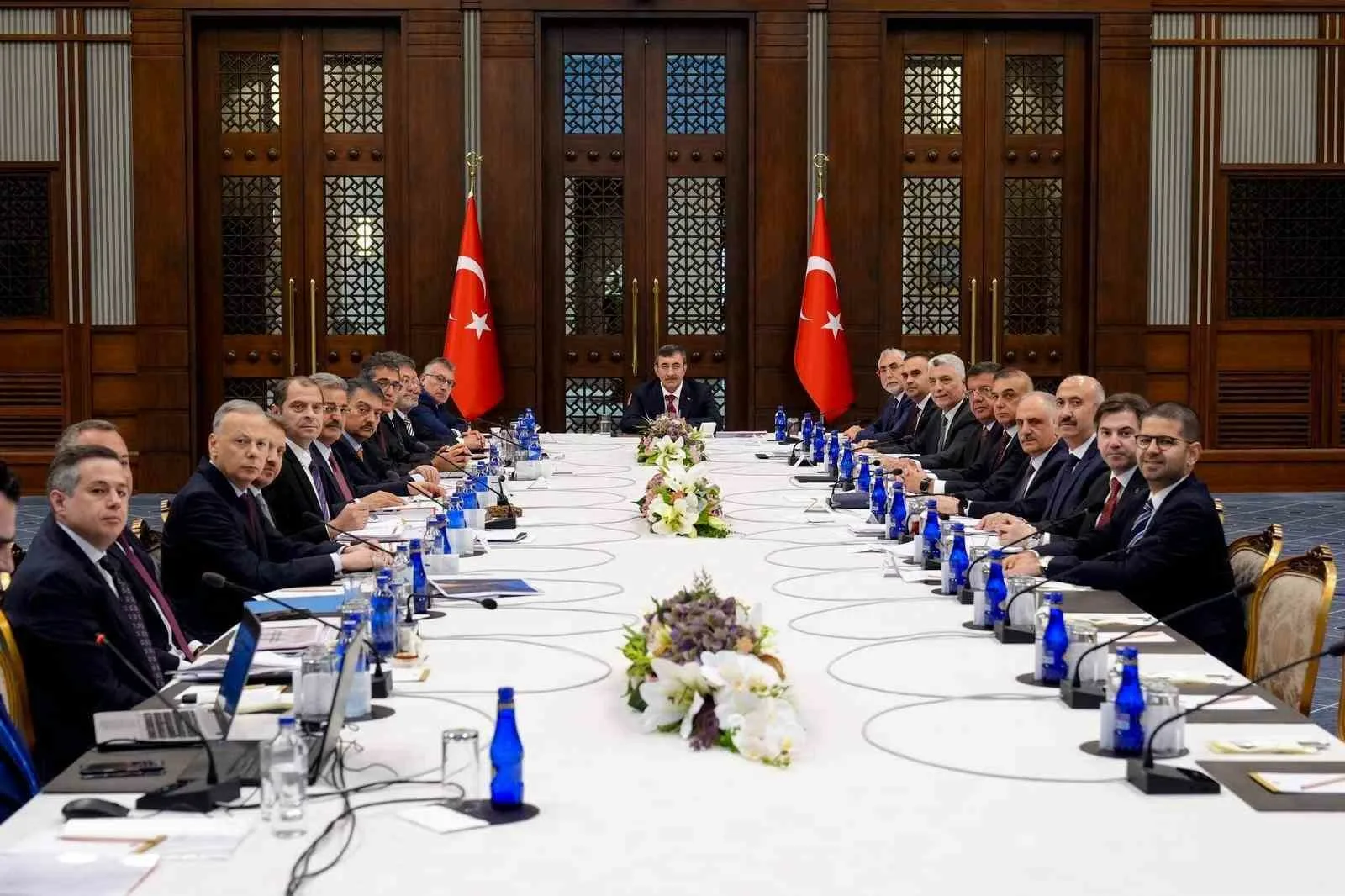 Ekonomi Koordinasyon Kurulu (EKK) toplantısı Cumhurbaşkanı Yardımcısı Cevdet Yılmaz’ın başkanlığında