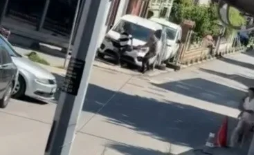 Sakarya’nın Adapazarı ilçesinde eşini takip ederek rahatsız ettiğini iddia ettiği