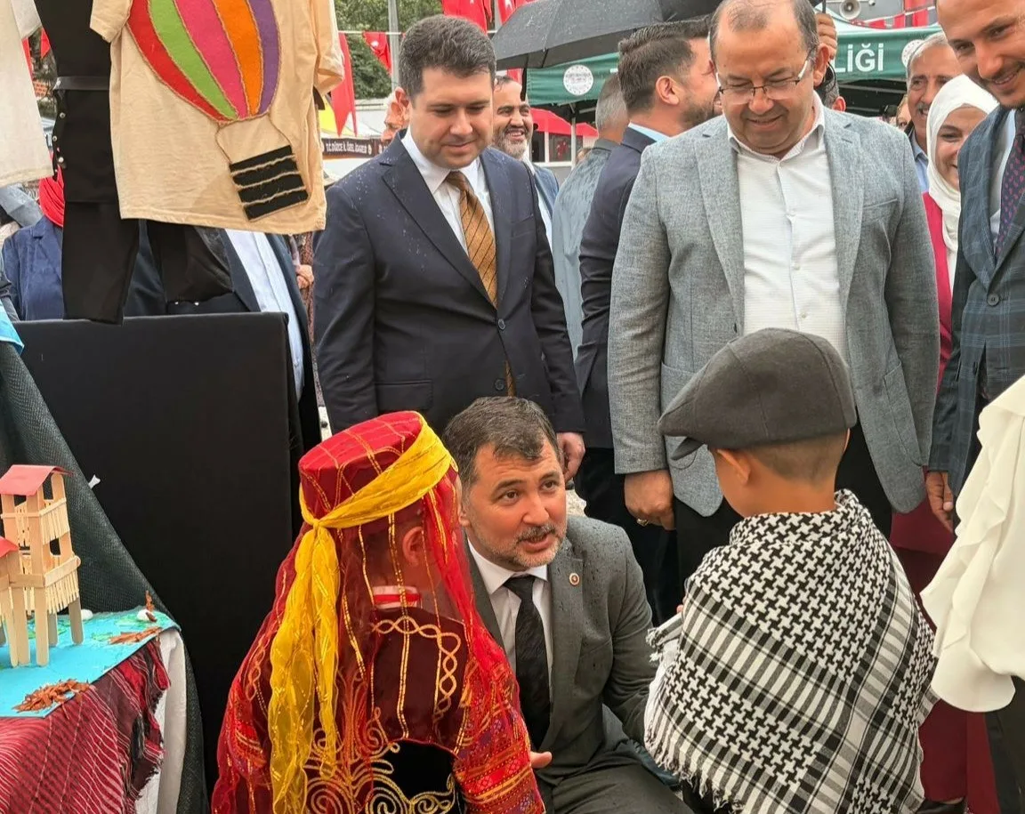 Düzce’nin Gölyaka ilçesi Eğitim ve Kültür Şenliği, Hacıyakup köyünde düzenlenen