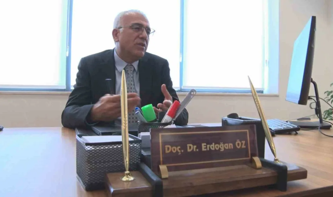 Sağlık Bakanlığı Halk Sağlığı Genel Müdürü Doç. Dr. Erdoğan Öz,