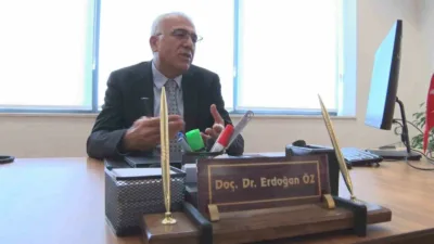 Sağlık Bakanlığı Halk Sağlığı Genel Müdürü Doç. Dr. Erdoğan Öz,