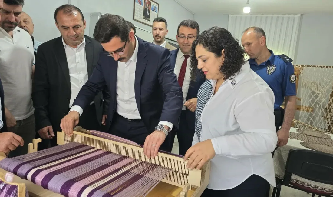 Kastamonu’nun Hanönü ilçesinde Halk Eğitimi Merkezi’nde eğitim gören kursiyerlerin yaptığı