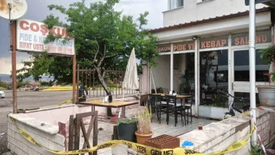 Ankara’da husumetli olduğu ileri sürülen adam ile onun eşini tabancayla