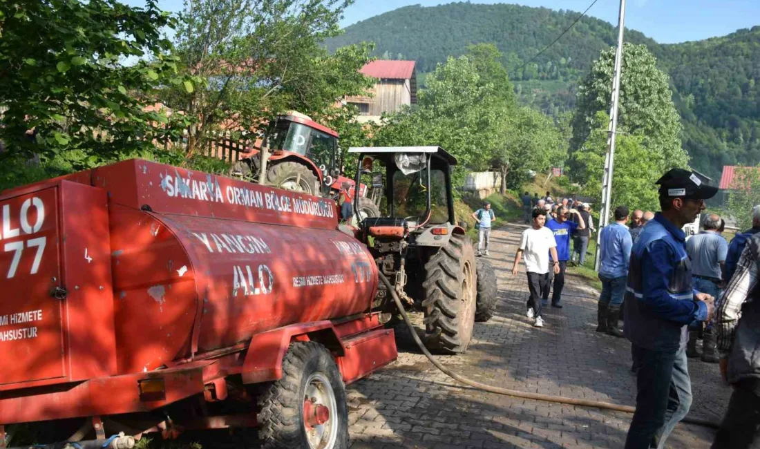 Sakarya’nın Hendek ilçesinde iki katlı evde çıkan yangına ilk müdahaleyi