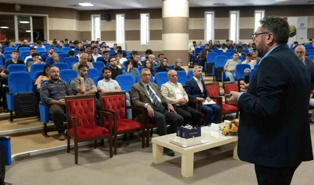 Karabük Üniversitesi’nde düzenlenen “Endüstri 5.0, Karanlık Fabrikalar ve Yapay Zekânın