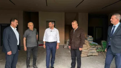 Karabük Belediyesi ile hayırsever Yücel Özçelik iş birliğinde yapımı sürdürülen