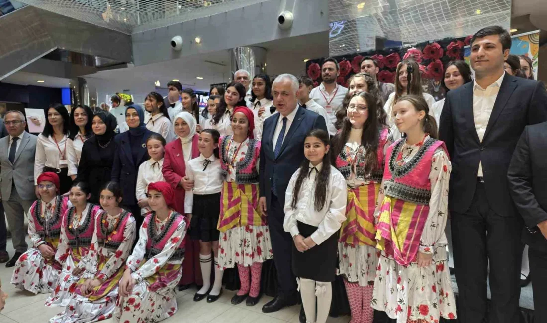 DÜZCE (İHA) – Kasım Aktaş Ortaokulu tarafından düzenlenen Teknoloji Tasarım,