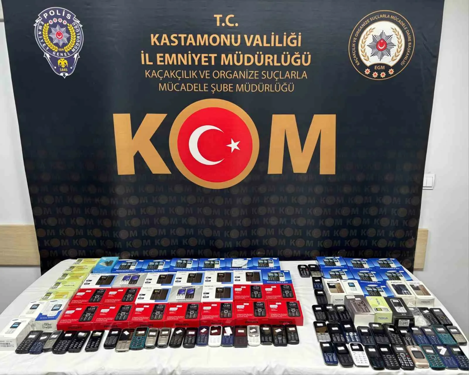 Kastamonu’nun Daday ilçesinde polis ekiplerince bir araçta yapılan aramada 102