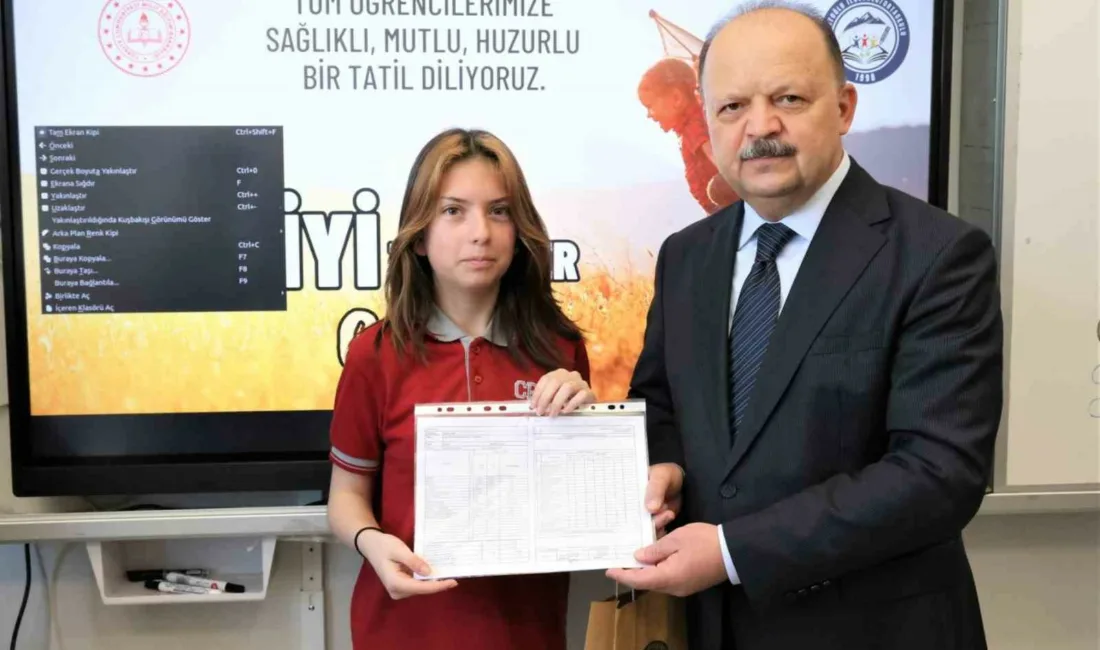 Kastamonu’da il genelinde 52 bin 407 öğrenci karnelerini alarak yaz