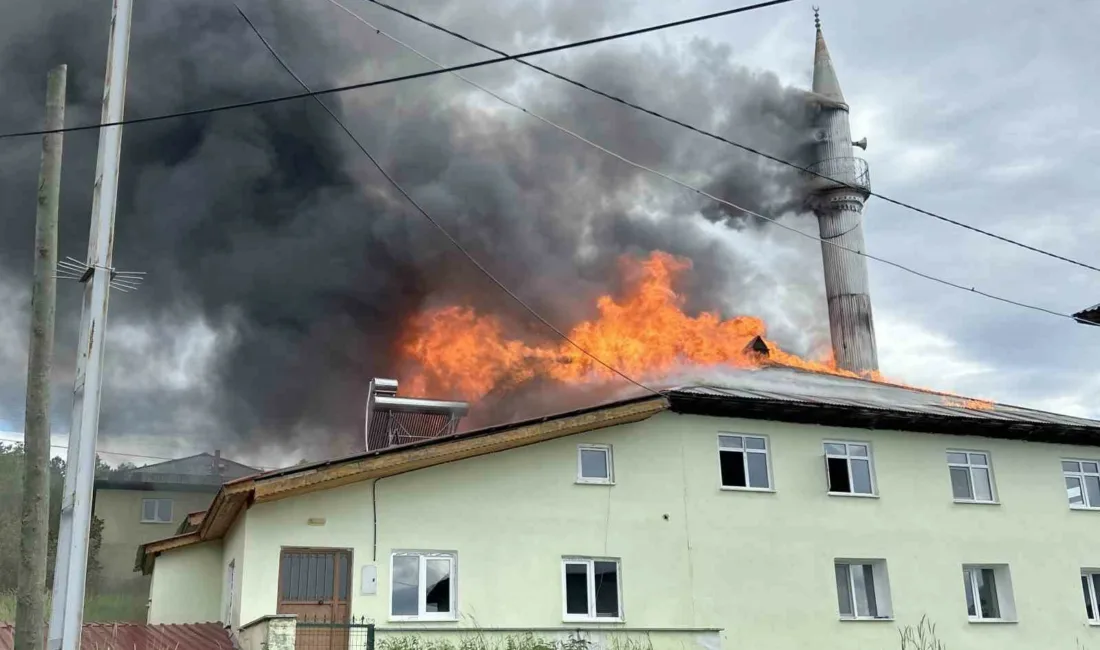 Kastamonu’nun Daday ilçesinde çıkan yangında cami, gasilhane ve yemekhane kullanılamaz