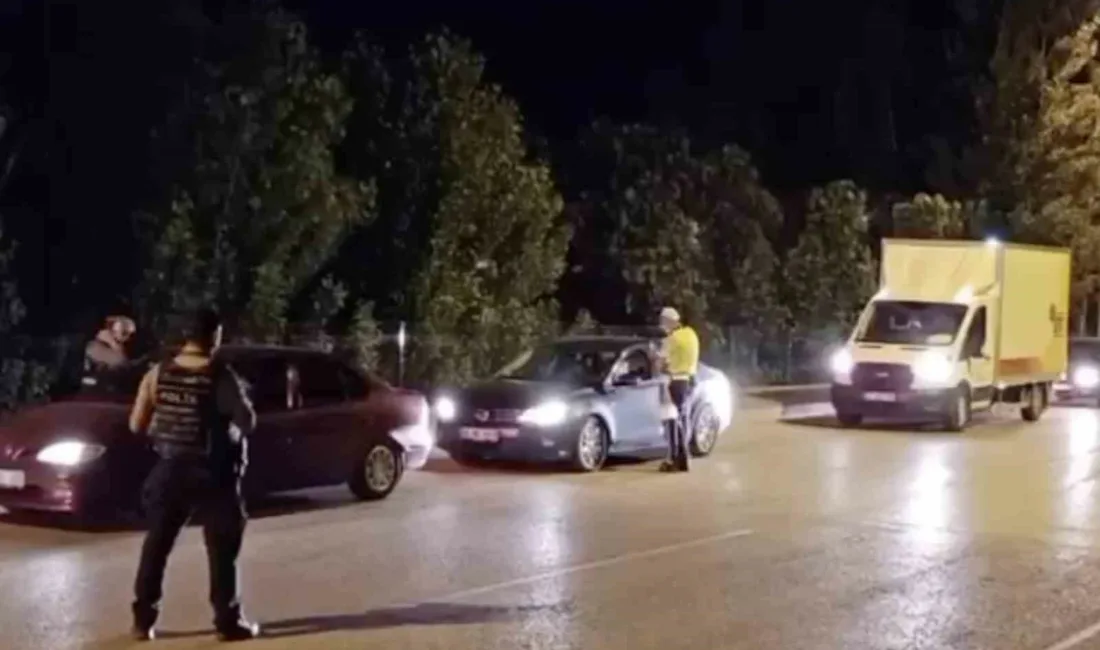 Kastamonu’nun Taşköprü ilçesinde polis ekipleri tarafından gerçekleştirilen denetimlerde 7 araca