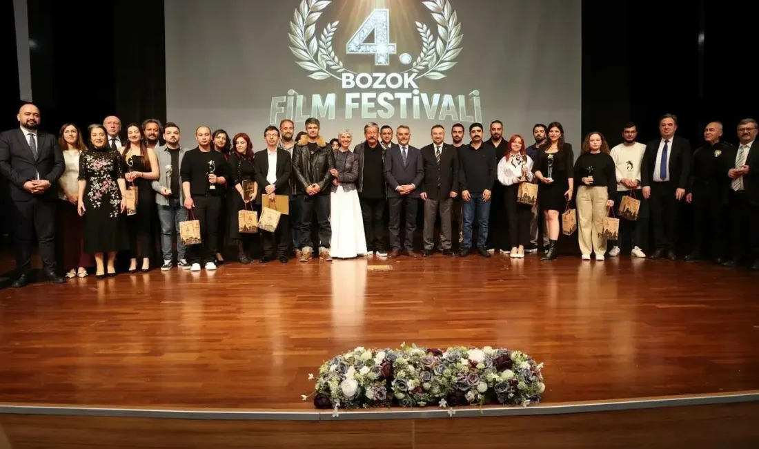 Karabük Üniversitesi (KBÜ) Safranbolu Türker İnanoğlu İletişim Fakültesi öğrencileri, 4.