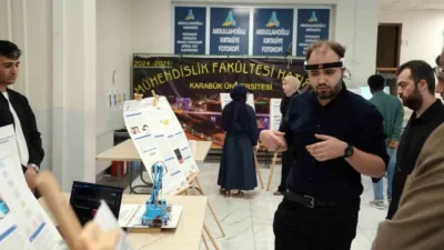 Karabük Üniversitesi’nde (KBÜ) düzenlenen Bitirme Projeleri Sergisi’nde, Biyomedikal Mühendisliği öğrencilerinin