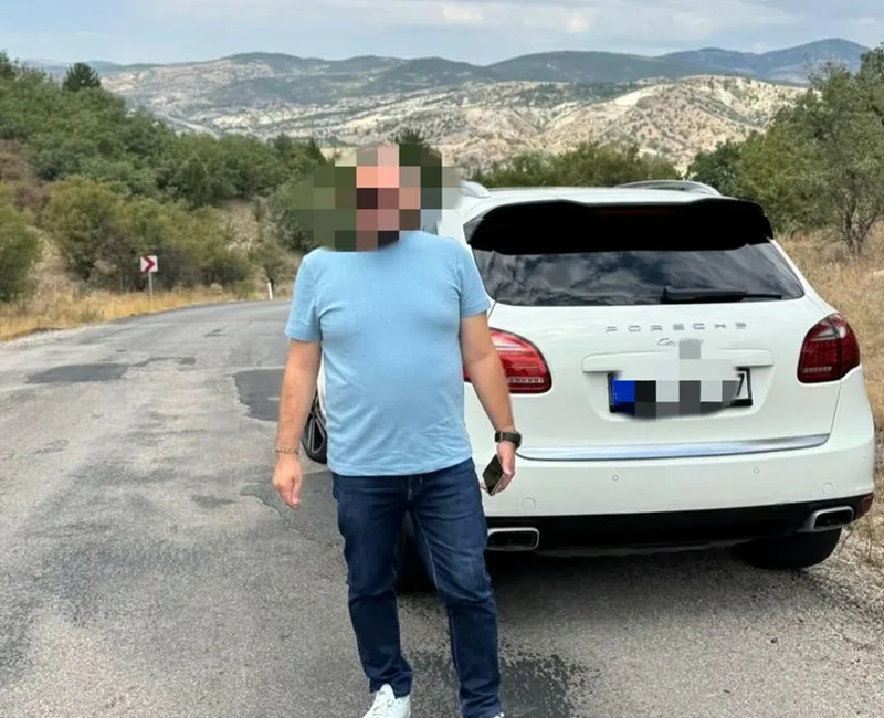Ankara’da bozdurmak veya başka şekilde değerlendirmek için getirilen altınları çalarak