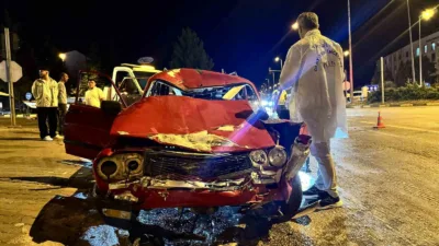 Karabük’te kırmızı ışık ihlali yaparak motosiklete çarpan otomobil sürücüsüne 51