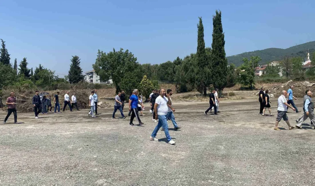 Kocaeli’nin Körfez ilçesinde mahalle sakinleri yapımı planlanan tır parkına karşı