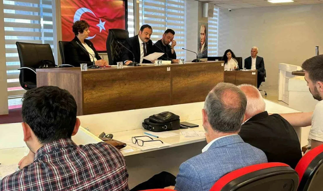 Kozlu Belediyesi Haziran ayı birinci birleşim meclis toplantısı gerçekleştirildi. Toplantıda
