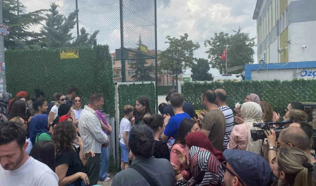 Liselere Geçiş Sistemi (LGS) saat 12.50’de sona erdi. Sınava toplam